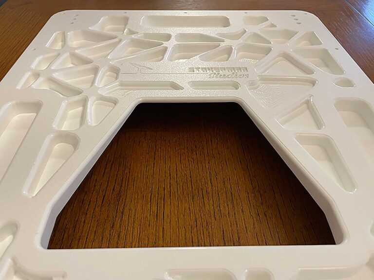 d86c62_906fa27172c74ae5bdde68e85624b8fcmv2